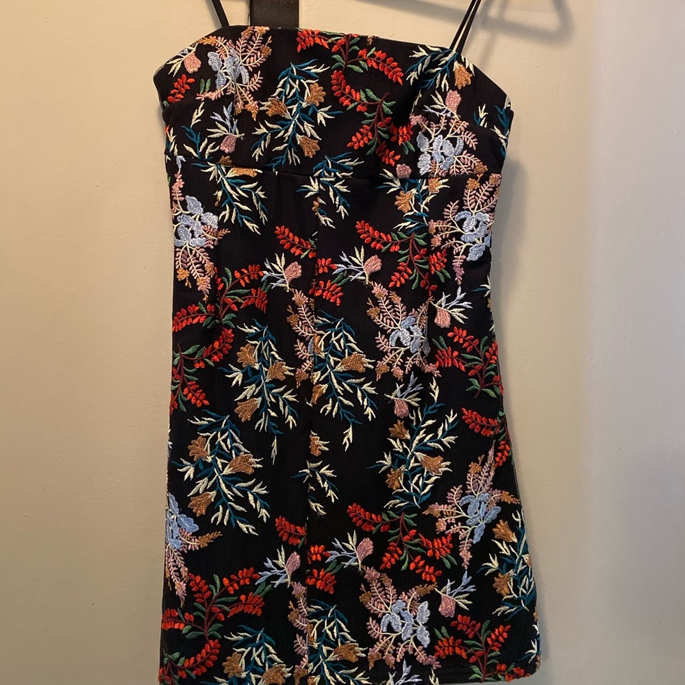 Japanese style dress with embroidered elements